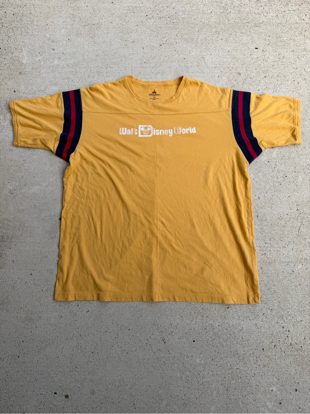 Disney Walt Disney World 40th Anniversary Graphic Tee Mens XL Mustard Yellow